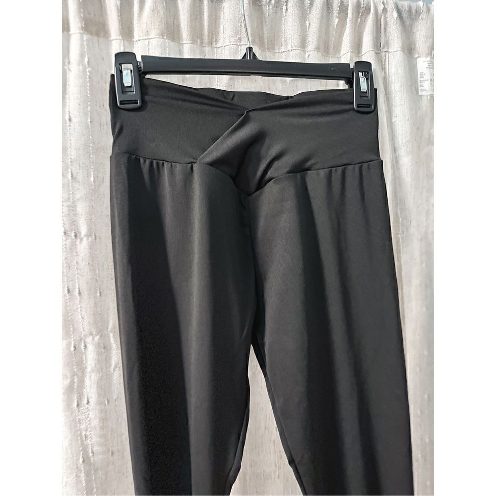 SHEIN crossover black leggings